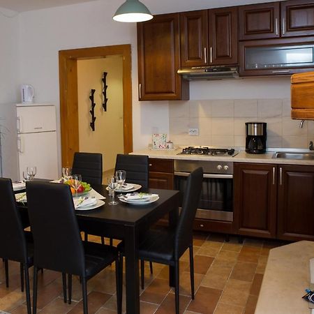 Апартаменти Apartman Girasol Пула Екстер'єр фото