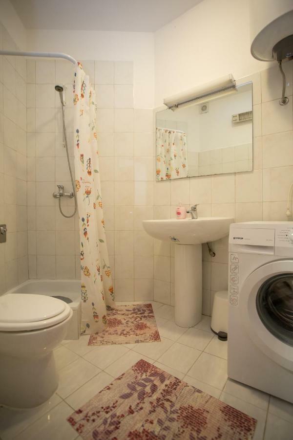 Апартаменти Apartman Girasol Пула Екстер'єр фото